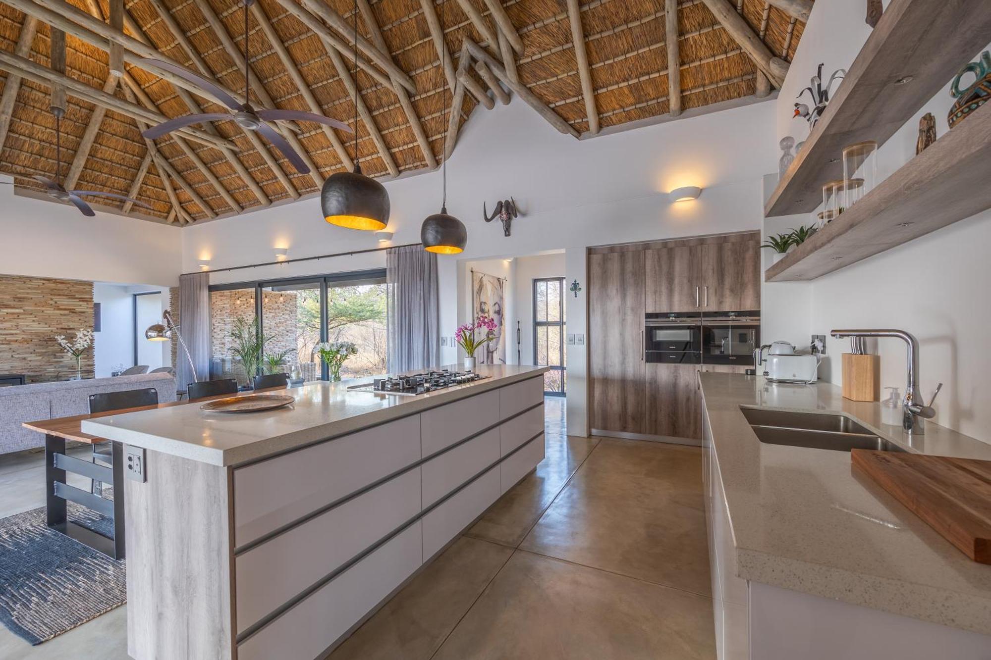 Villa Lanterfant - Luxury Stay In Nature - Solar Powered Hoedspruit Buitenkant foto