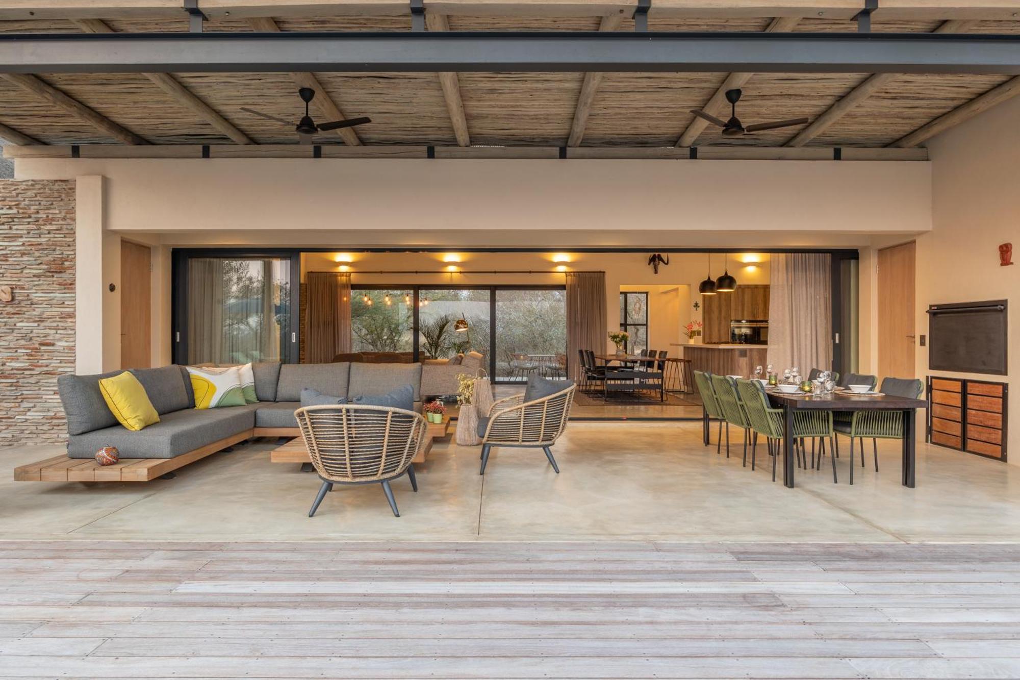 Villa Lanterfant - Luxury Stay In Nature - Solar Powered Hoedspruit Buitenkant foto